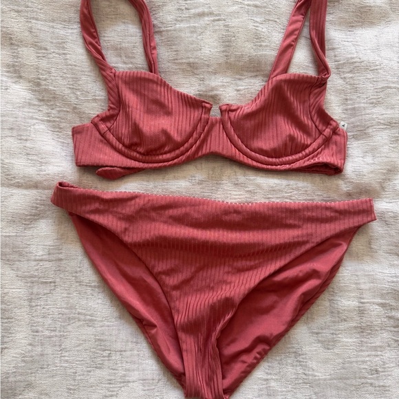 ASOS Pink Bikini Set - Picture 3 of 4